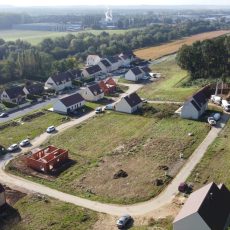 Les maisons se construisent à Armancourt (60)